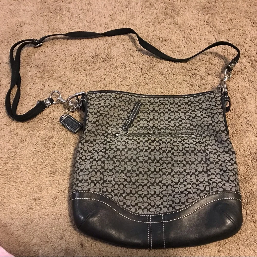 Coach Black & Gray Signature Jacquard Crossbody Shoulder Bag F10944 Vintage 2007